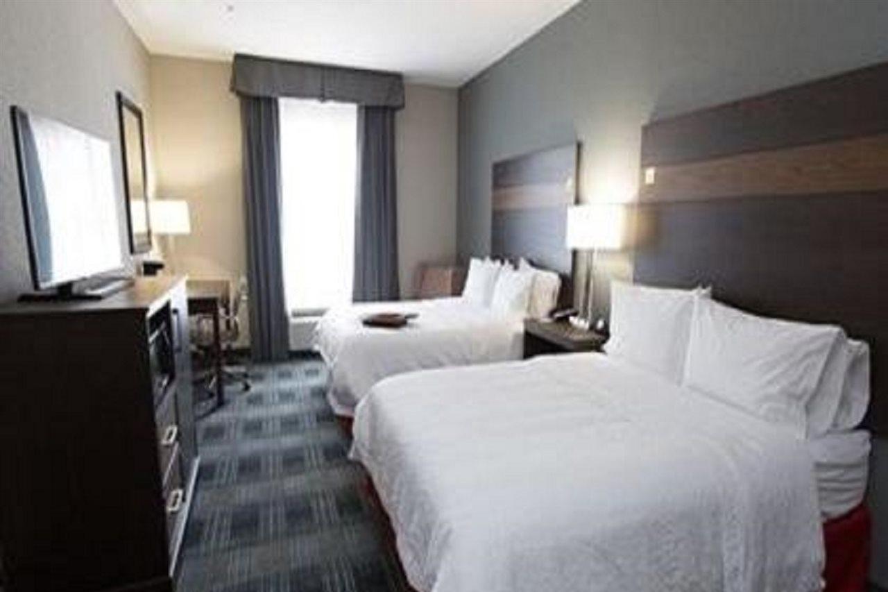 Hampton Inn & Suites Oklahoma City Airport Extérieur photo