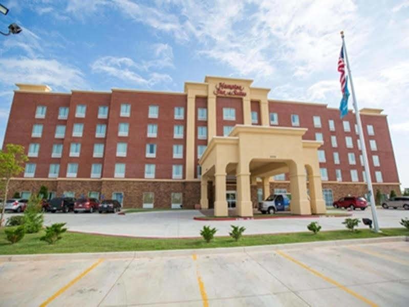 Hampton Inn & Suites Oklahoma City Airport Extérieur photo
